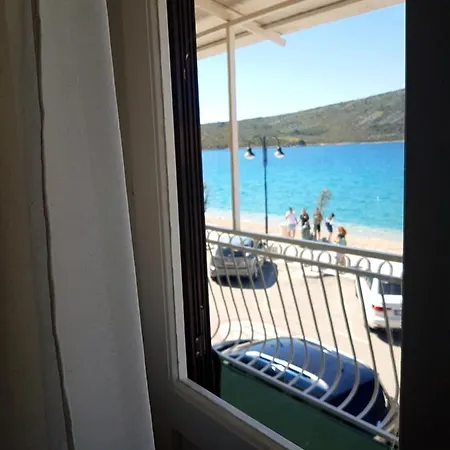 Smoljic 4+2 Apartment Primošten