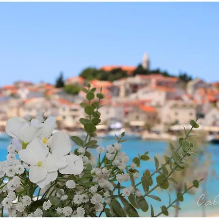 Smoljic 4+2 아파트 *