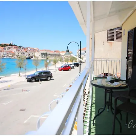 Apartman Smoljic 4+2 Primošten