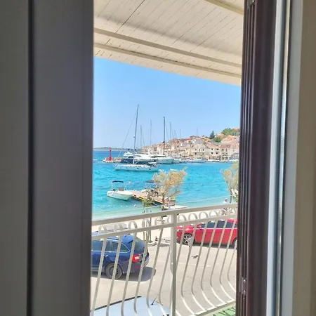 Smoljic 4+2 * Primošten