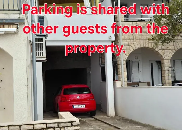 アパート Smoljic 4+2 プリモシュテン